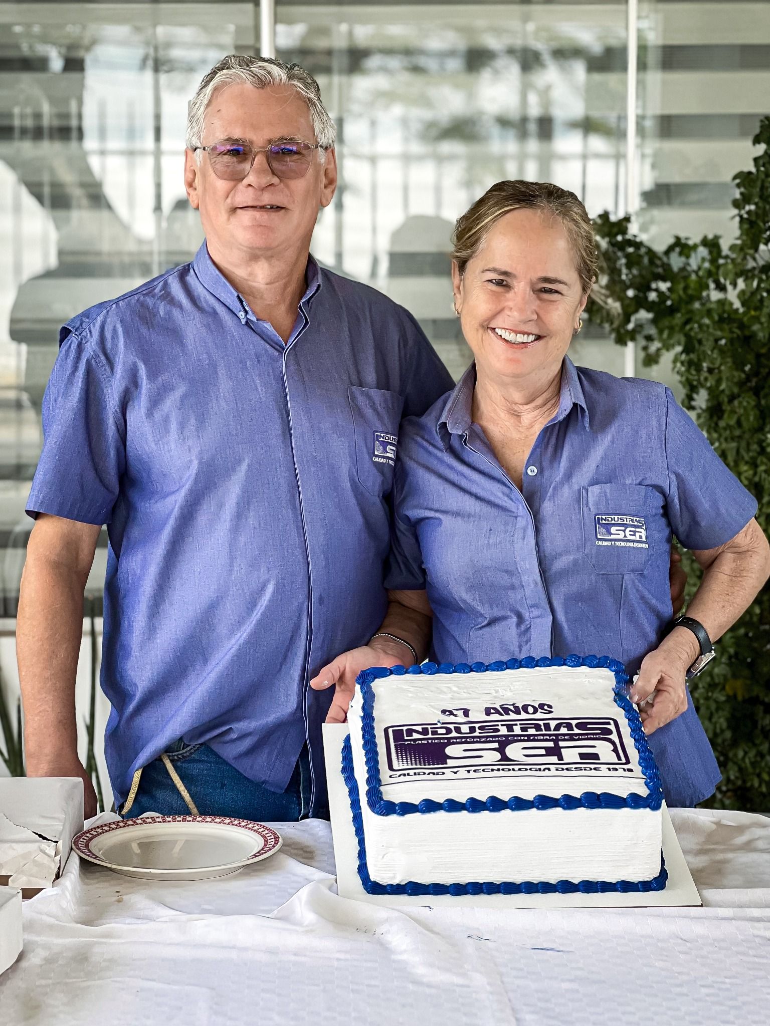 Juan y Elsa Steplewski – Gerentes de Industrias SER Bolivia | PRFV